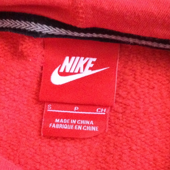 FREE SHIPPING - NIKE hooded sweatshirt - Picture 3 of 3